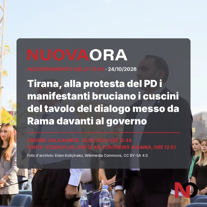 Tirana, alla protesta del PD i manifestanti bruciano i cuscini del tavolo del dialogo messo da Rama davanti al governo